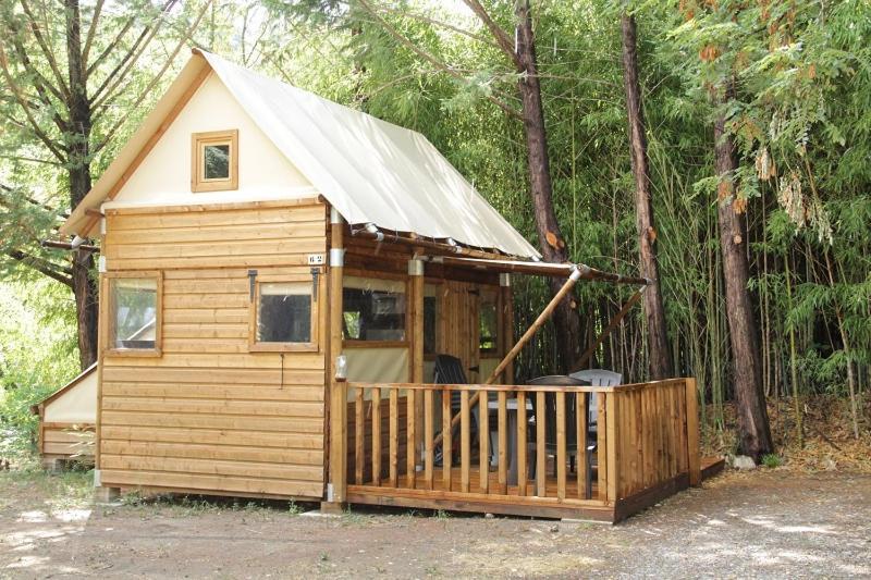 Hotel Camping La Charderie à Pont-de-Labeaume Extérieur photo