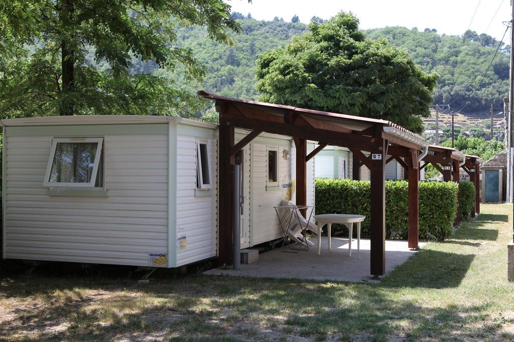 Hotel Camping La Charderie à Pont-de-Labeaume Extérieur photo