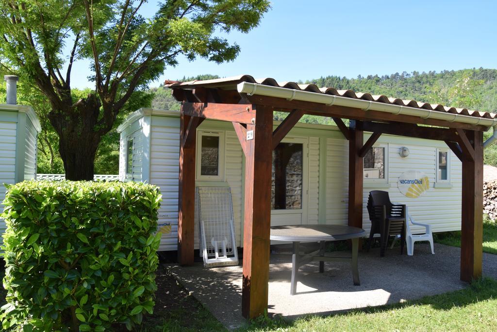 Hotel Camping La Charderie à Pont-de-Labeaume Extérieur photo