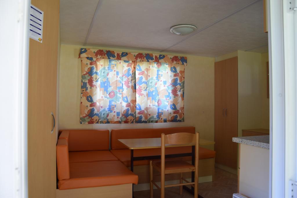 Hotel Camping La Charderie à Pont-de-Labeaume Extérieur photo