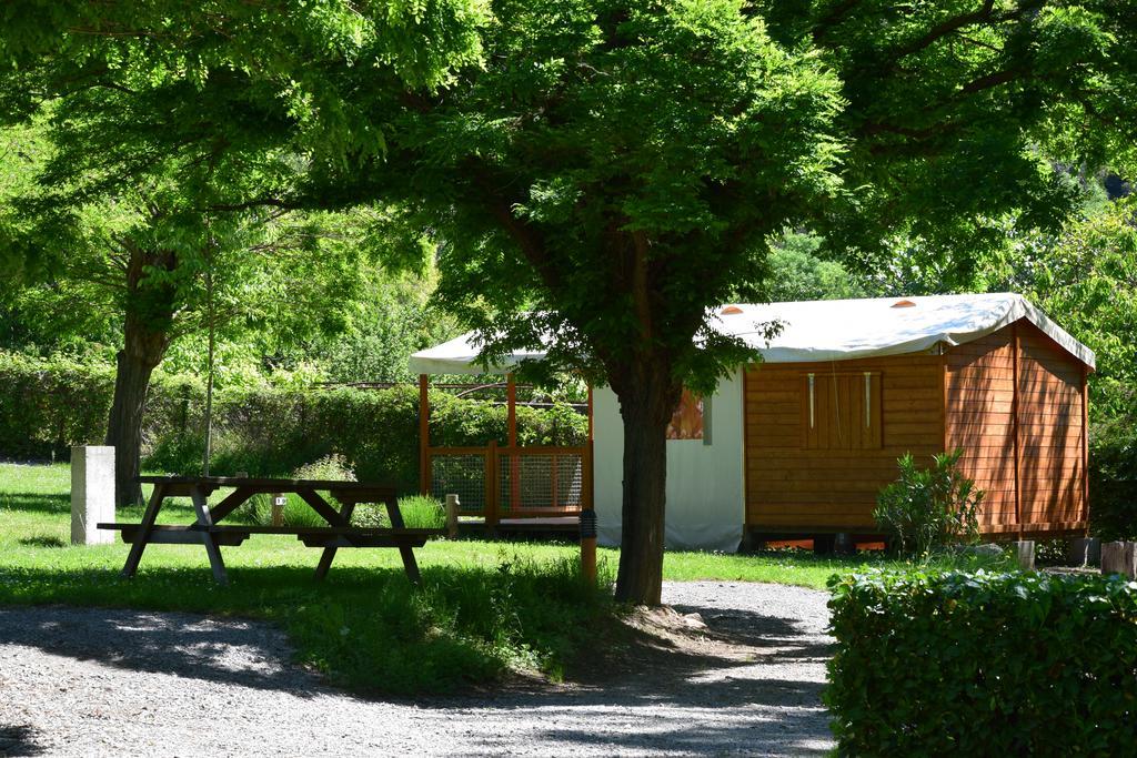 Hotel Camping La Charderie à Pont-de-Labeaume Extérieur photo