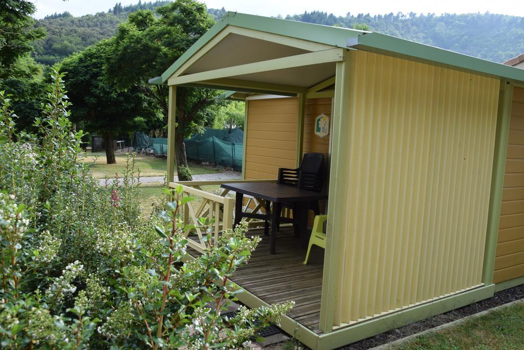 Hotel Camping La Charderie à Pont-de-Labeaume Extérieur photo