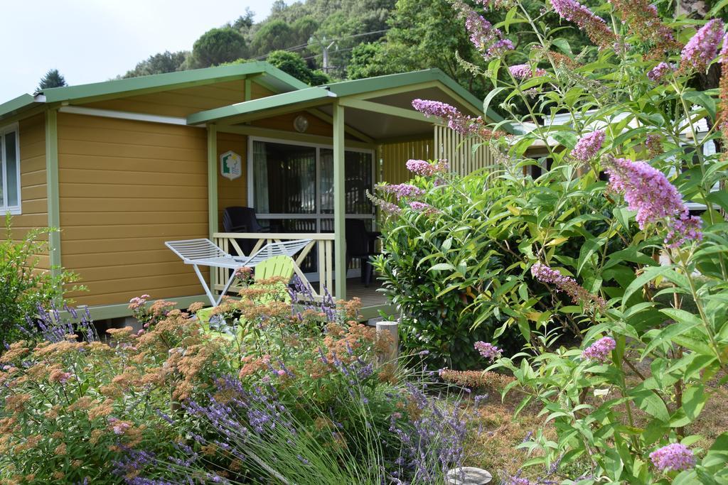 Hotel Camping La Charderie à Pont-de-Labeaume Extérieur photo